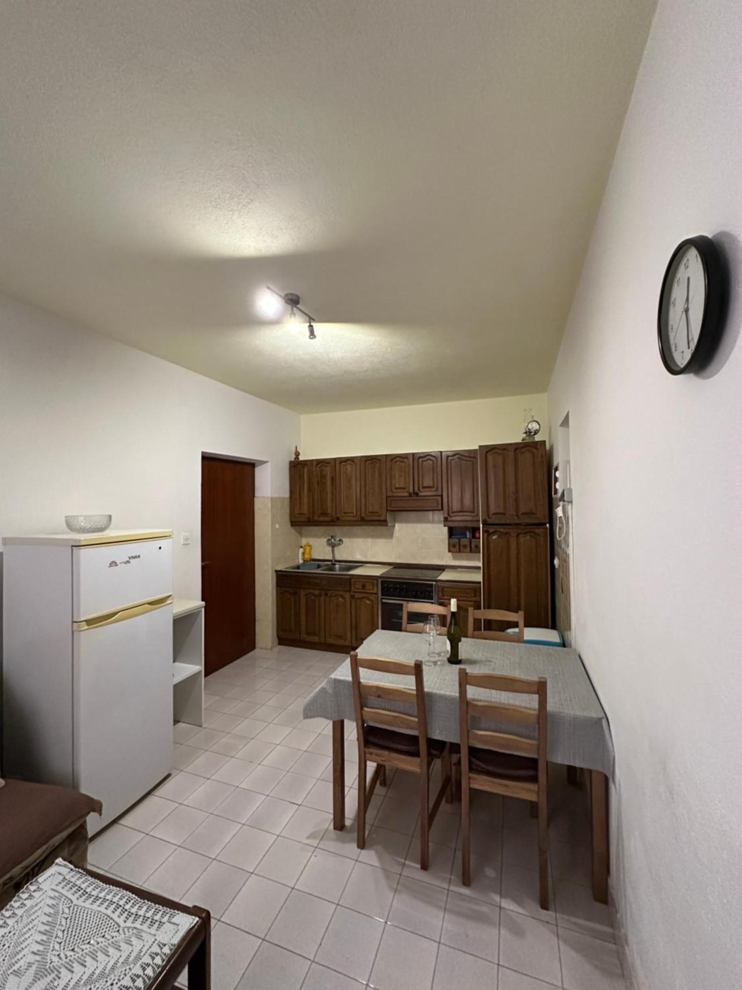 Apartmani Jurica I Ankica Brela Exterior photo