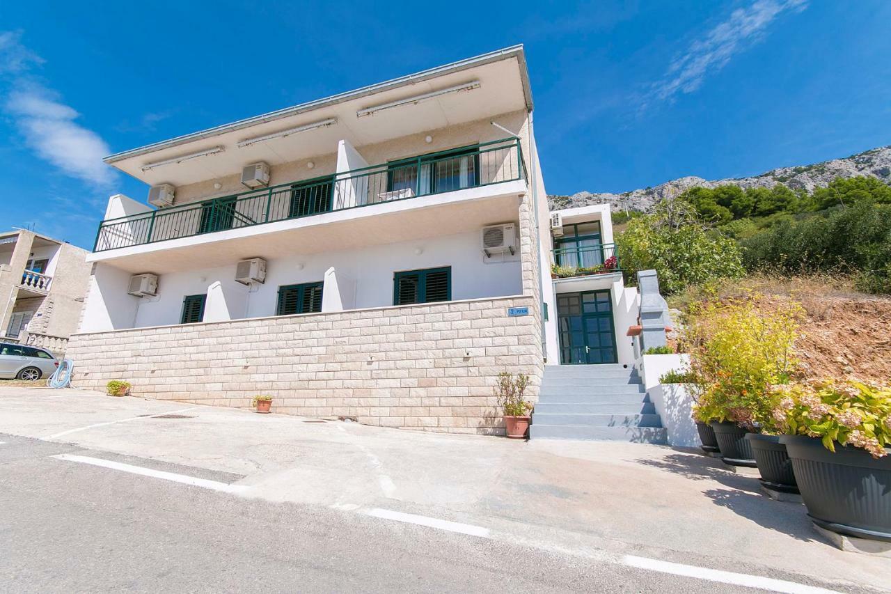 Apartmani Jurica I Ankica Brela Exterior photo